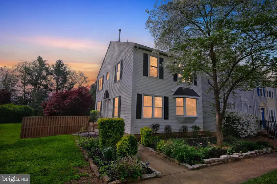 719 Acorn Ct, Warrenton, VA 20186 - #2