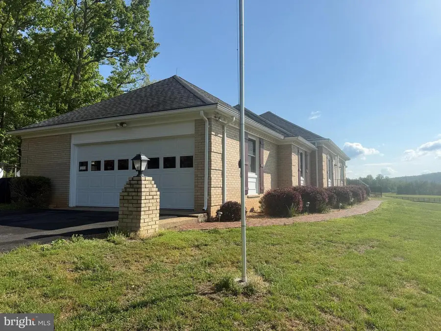 7961 Leeds Manor Road Rd, Marshall, VA 20115 - #3