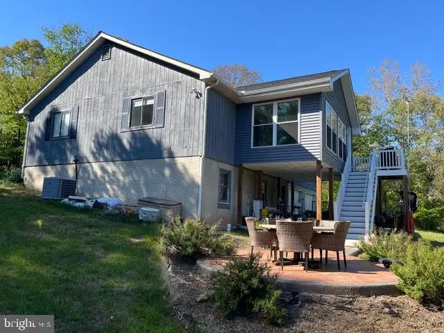 8427 Springs Way Pl, Warrenton, VA 20186 - #2