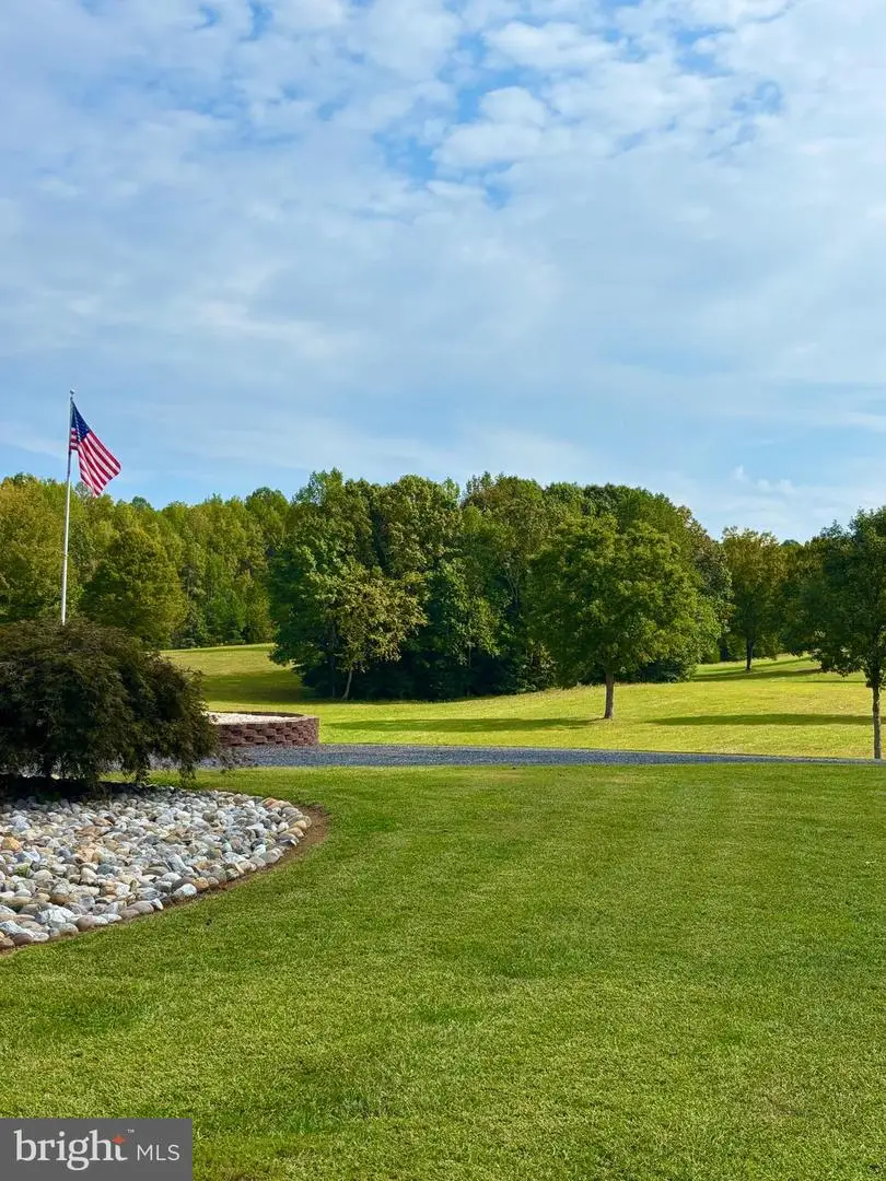 12048 Bristersburg Rd, Midland, VA 22728 - #1
