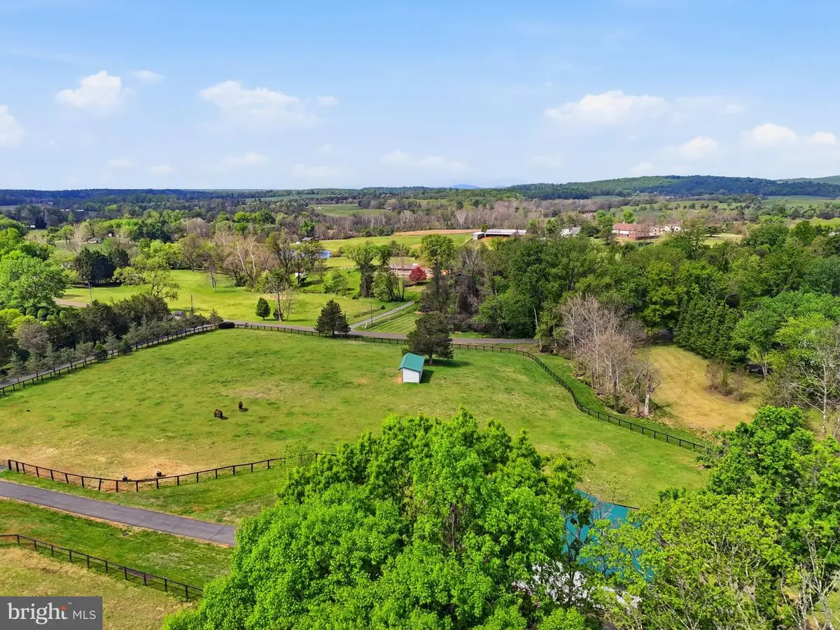 Leigh Rd, Warrenton, VA 20186 - #1