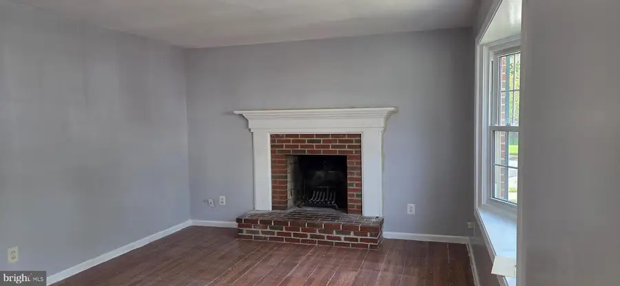 436 Forest Ct, Warrenton, VA 20186 - #2