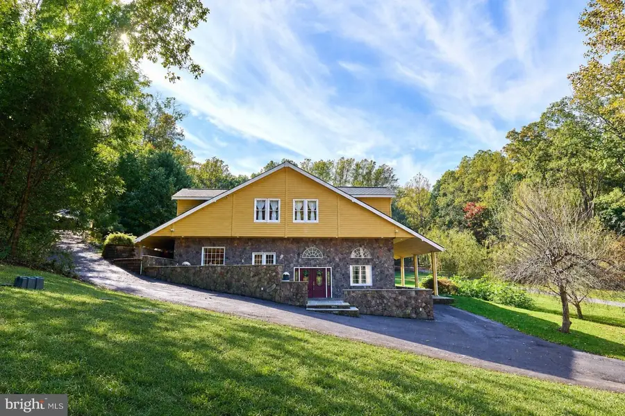10257 Stillhouse Rd, Delaplane, VA 20144 - #2