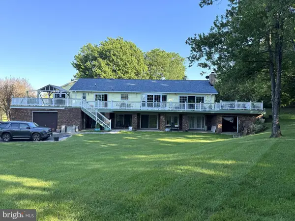 9032 James Madison Hwy, WARRENTON, VA 20186