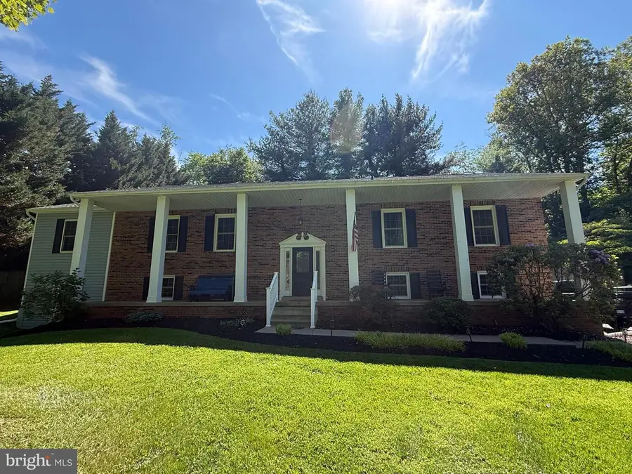7376 Woodstone Ct, Warrenton, VA 20187 - #2