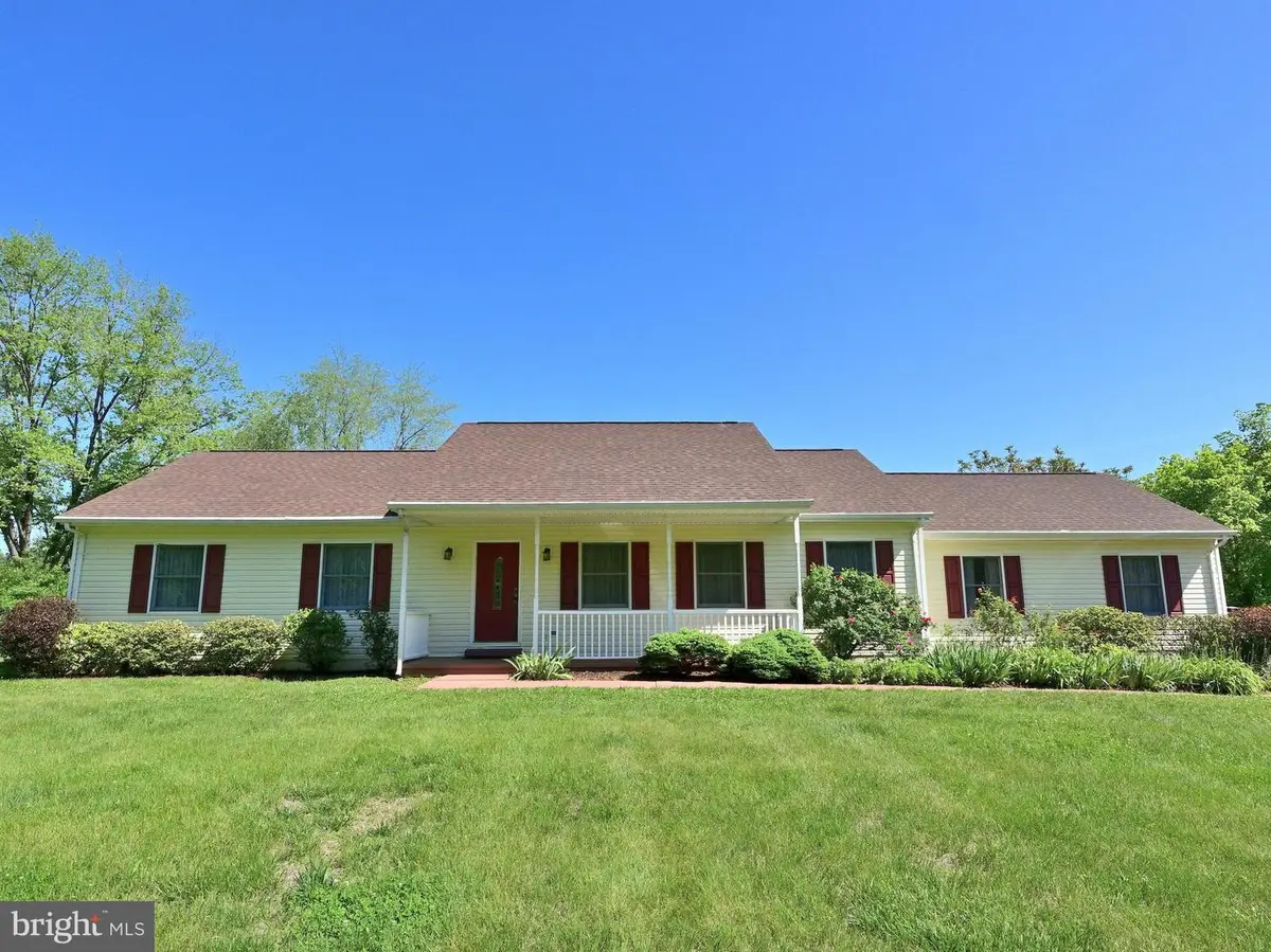 9597 Routts Hill Rd, Warrenton, VA 20186 - #1