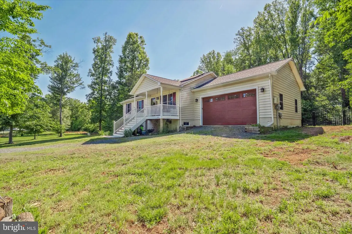 5030 Timber Knoll Ln, Warrenton, VA 20186 - #1