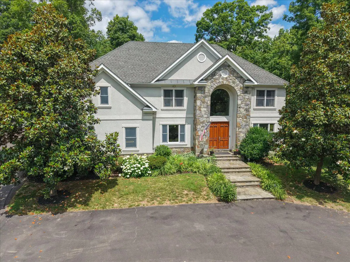 5202 Chase Ln, Midland, VA 22728 - #1