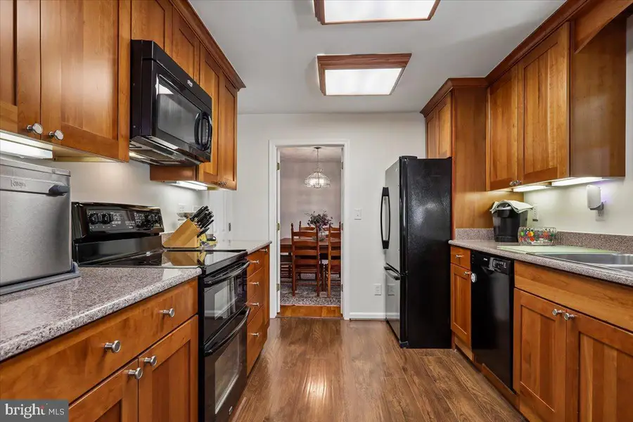 4586 Hillside Ct, Warrenton, VA 20187 - #3