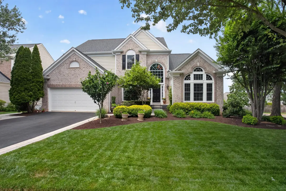 6442 Whites Mill Ln, Warrenton, VA 20187 - #1