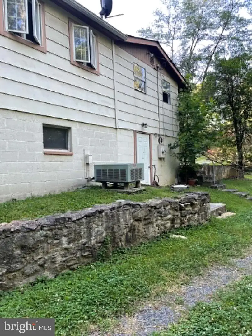 6040 Coon Tree Rd, The Plains, VA 20198 - #3