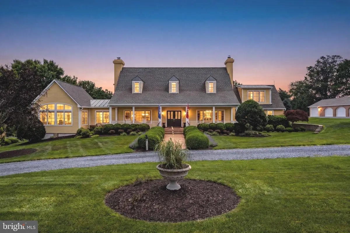 10590 Mountain Shadow Ln, Marshall, VA 20115 - #1