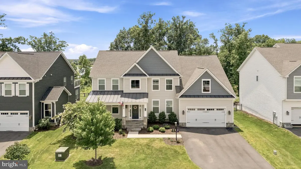 4854 Point Rd, Warrenton, VA 20187 - #1
