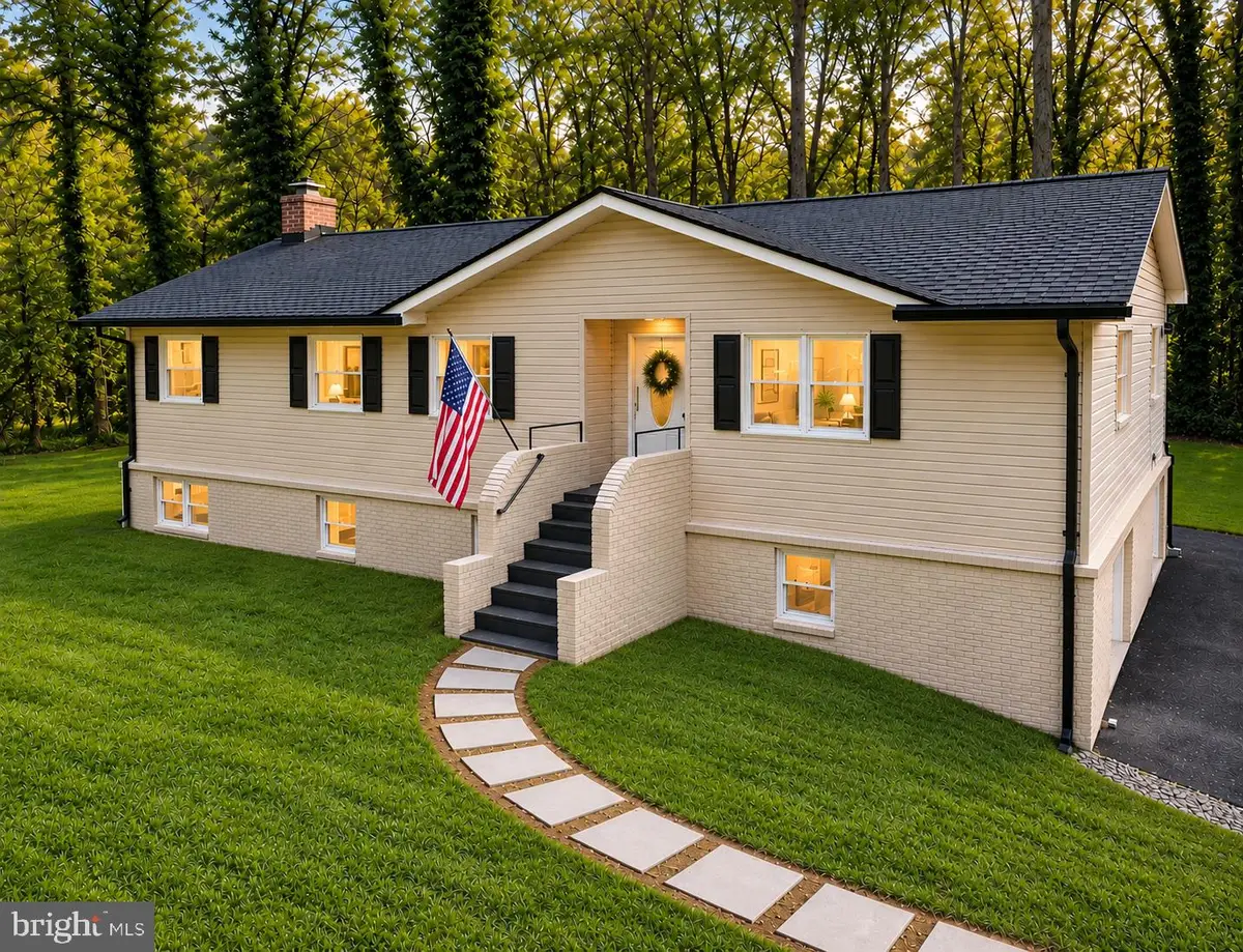 8093 Meetze Rd, Warrenton, VA 20187 - #1