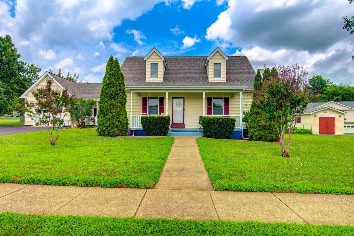 11747 Battle Ridge Dr, Remington, VA 22734 - #1