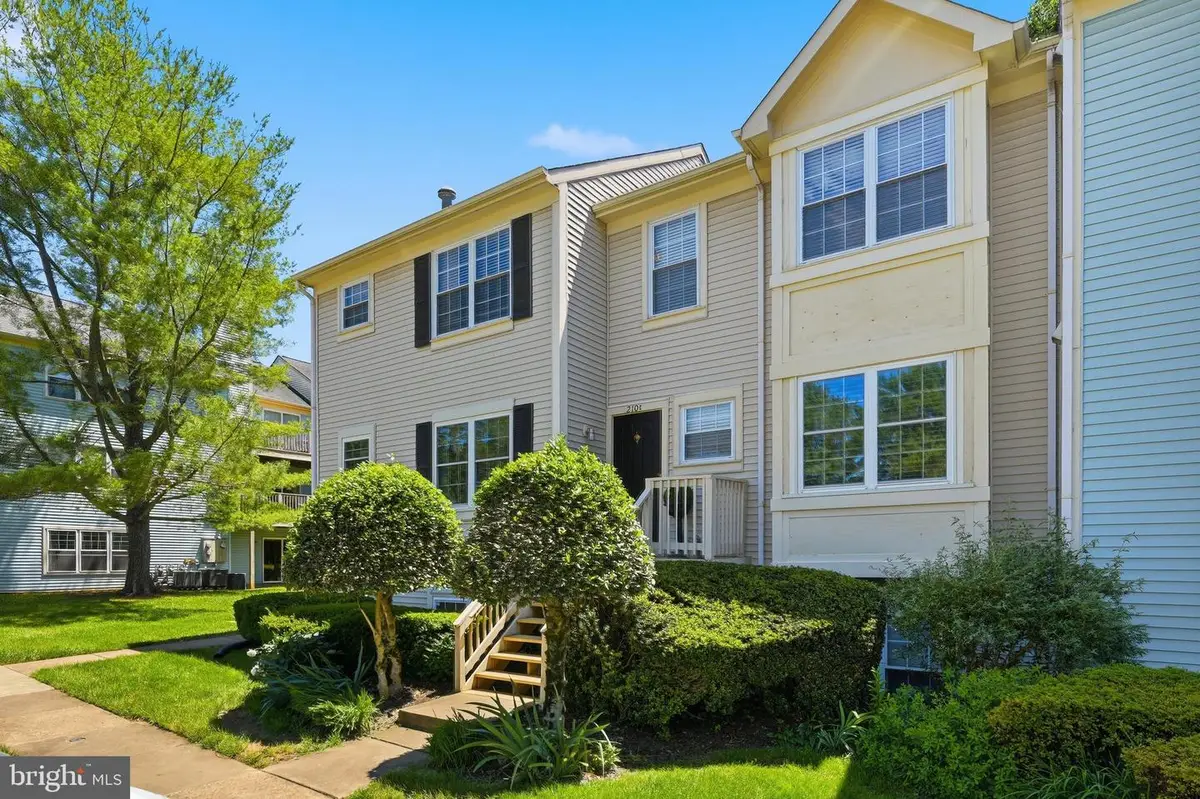 210-c Fernwood Pl, Warrenton, VA 20186 - #1