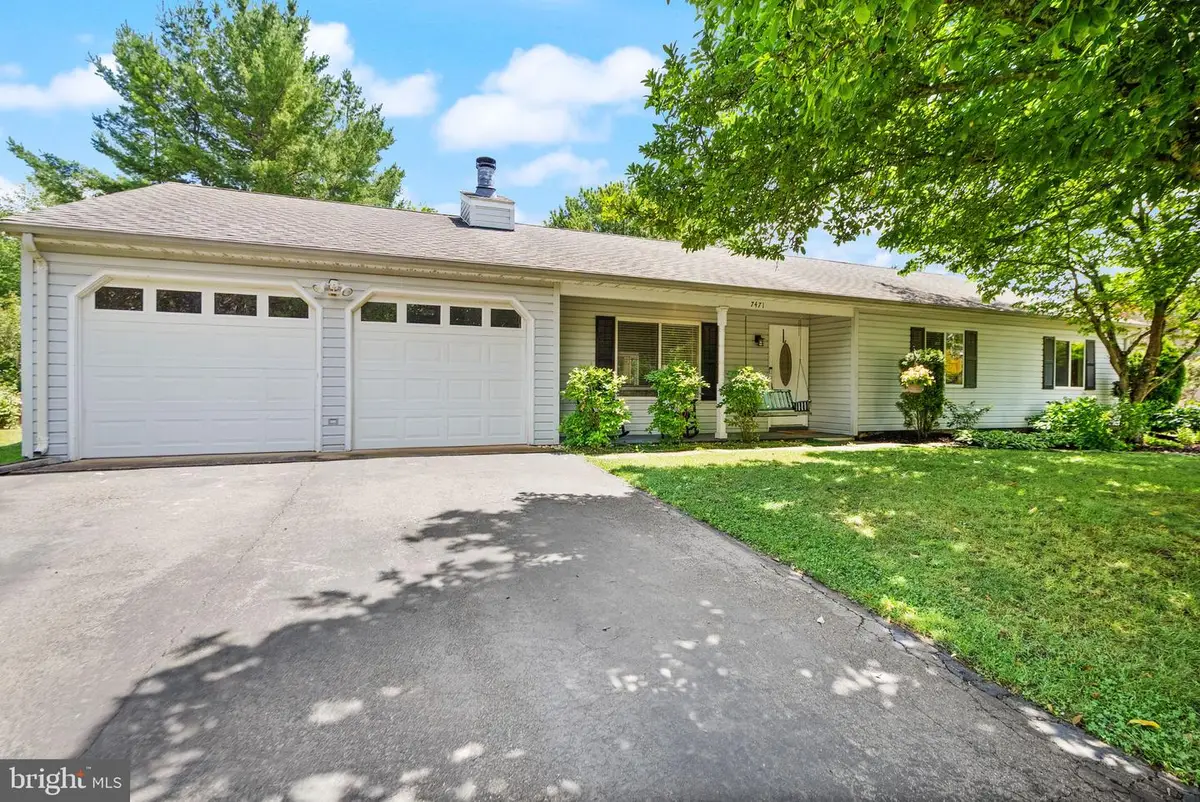 7471 Cedar Knolls Dr, Warrenton, VA 20187 - #1