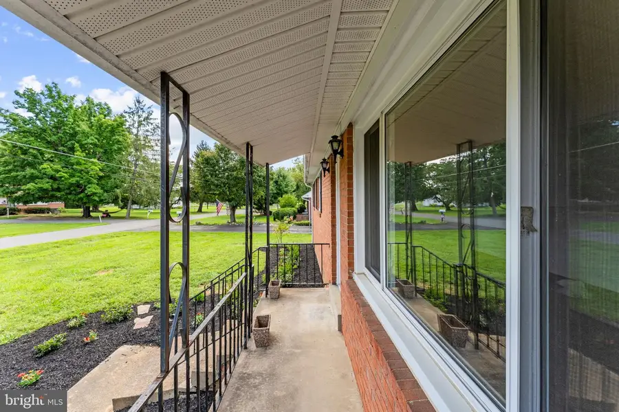 4082 Stanberry Ave, Marshall, VA 20115 - #3