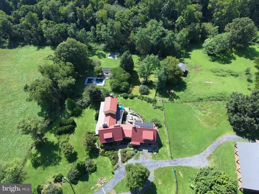 1983 Misty Meadows Ln, Markham, VA 22643 - #2