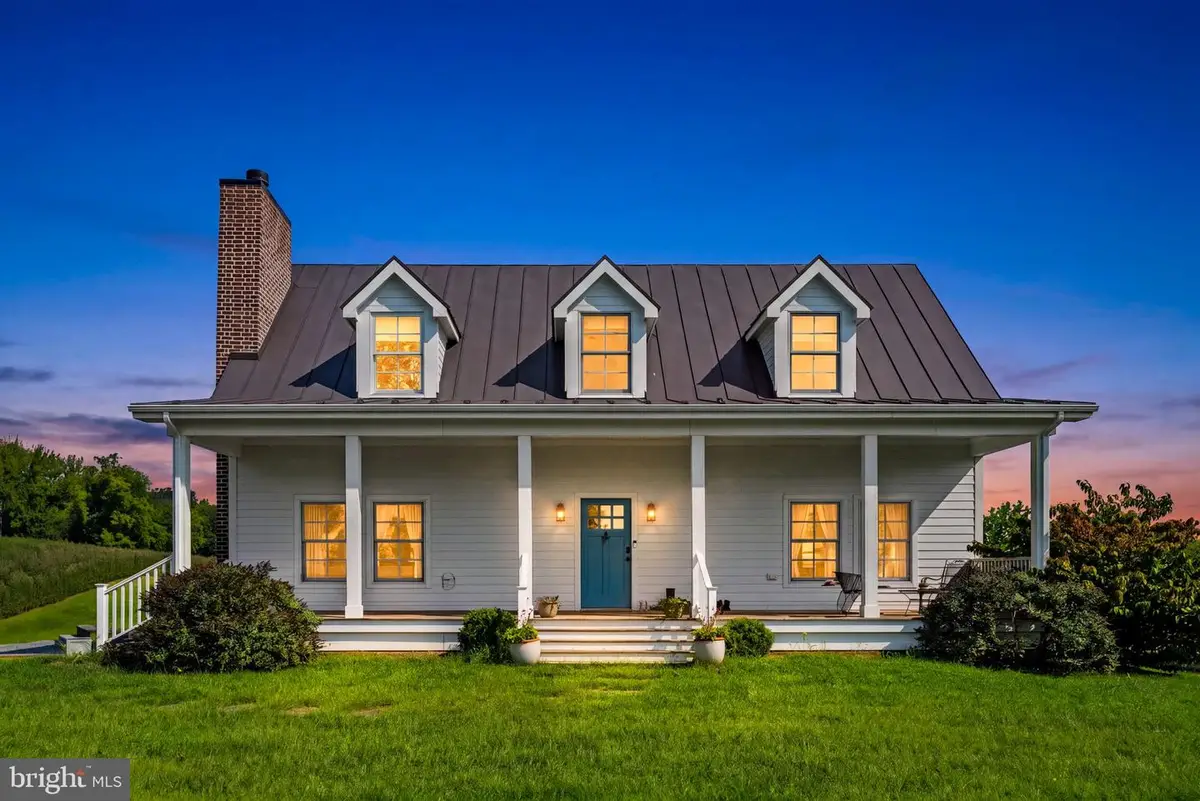 9470 Maidstone Rd, Delaplane, VA 20144 - #1