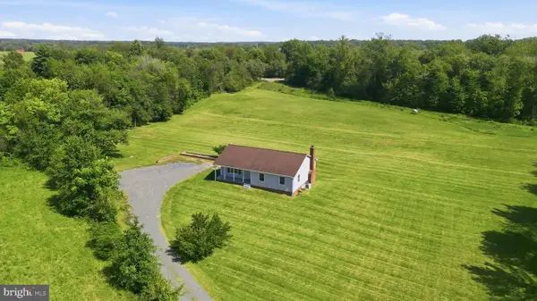 6425 Culver Dr, WARRENTON, VA 20187