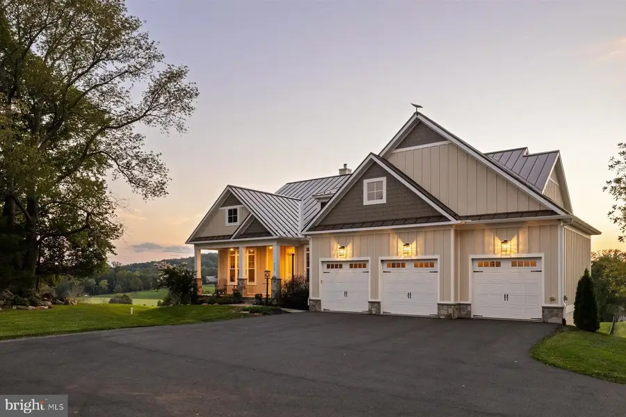 8640 Holtzclaw Rd, Warrenton, VA 20186 - #2