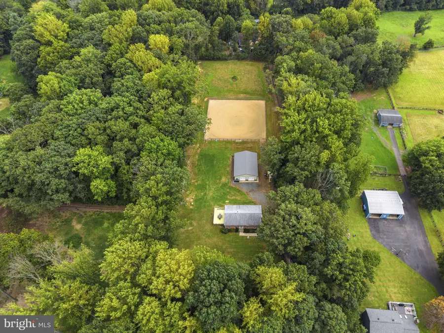 5483 Beach Rd, Midland, VA 22728 - #3