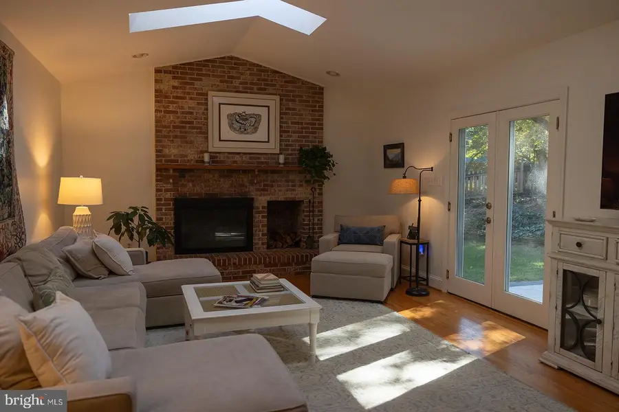 5317 Forrest Ct, Warrenton, VA 20187 - #3