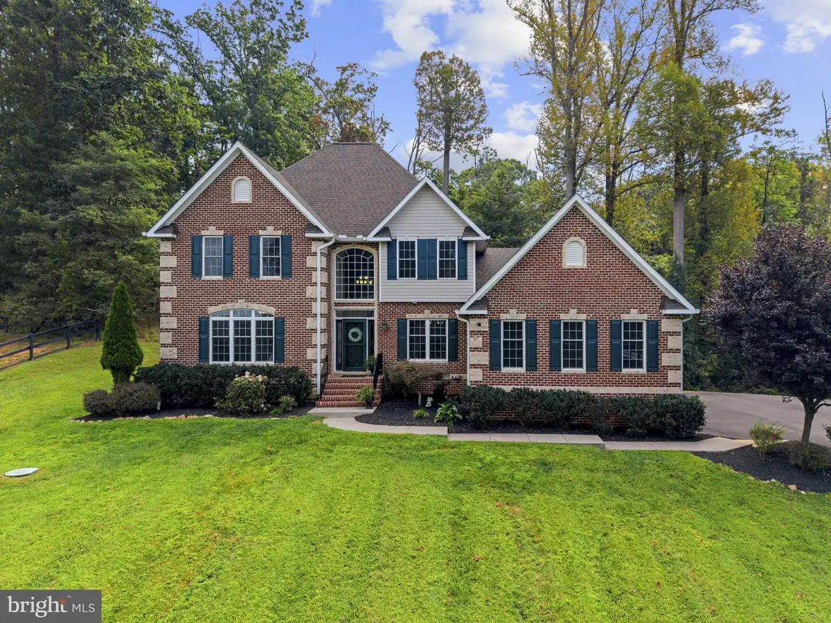 6743 Breezy Dr, Warrenton, VA 20187 - #1