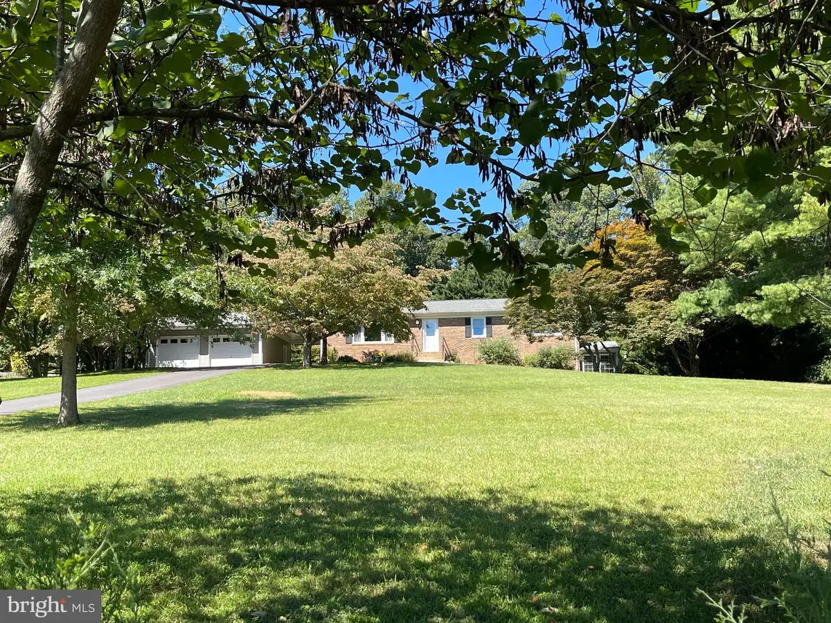 4580 Akers Ln, Warrenton, VA 20187 - #1