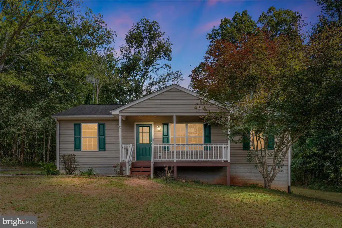 12064 Deerfield Ln, Amissville, VA 20106 - #1