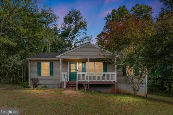12064 Deerfield Ln, AMISSVILLE, VA 20106