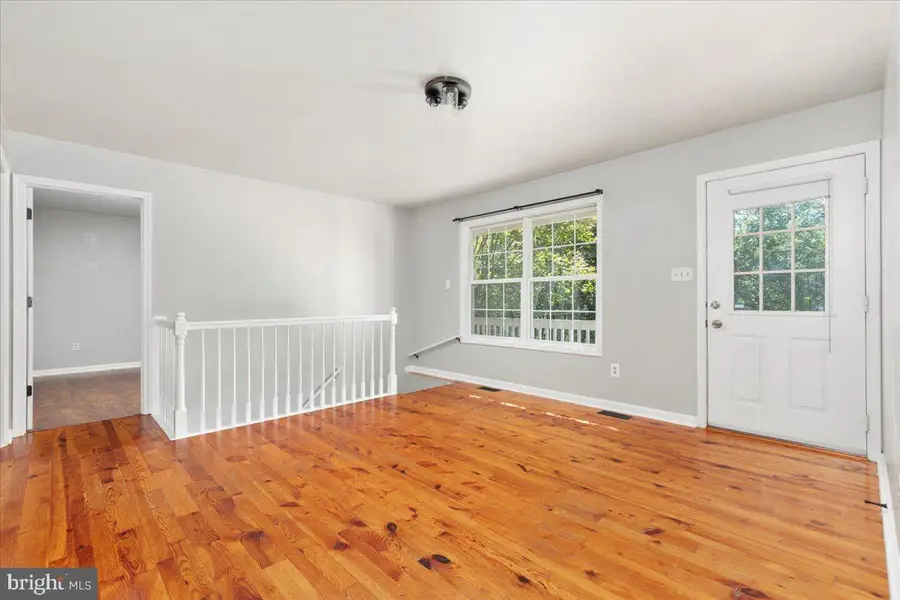 12064 Deerfield Ln, Amissville, VA 20106 - #3