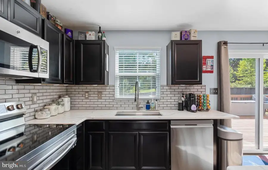 5011 Godwins Landing Dr, Remington, VA 22734 - #3