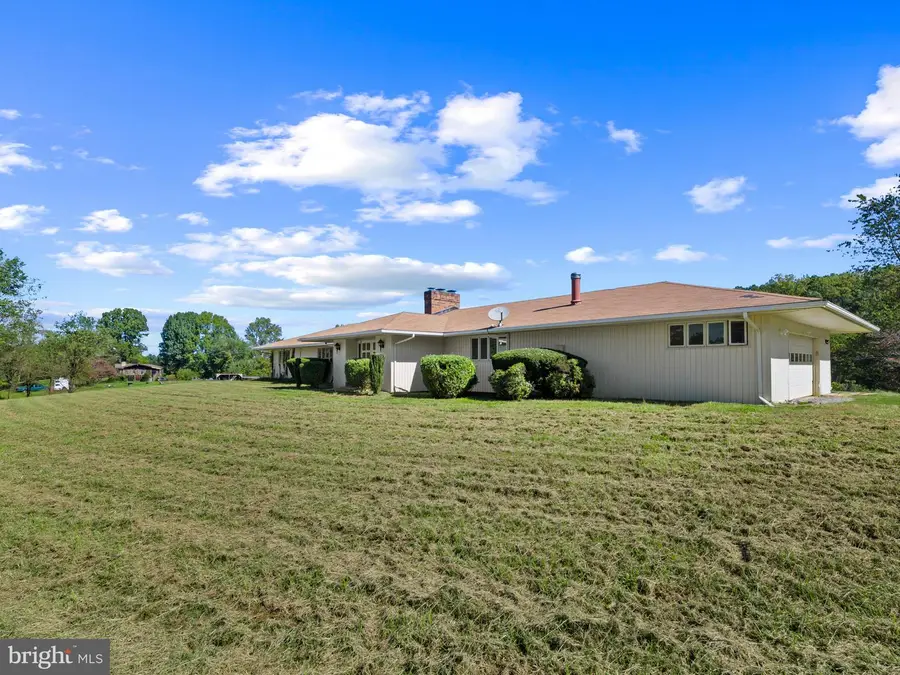 4567 Lakeside Ct, Marshall, VA 20115 - #3