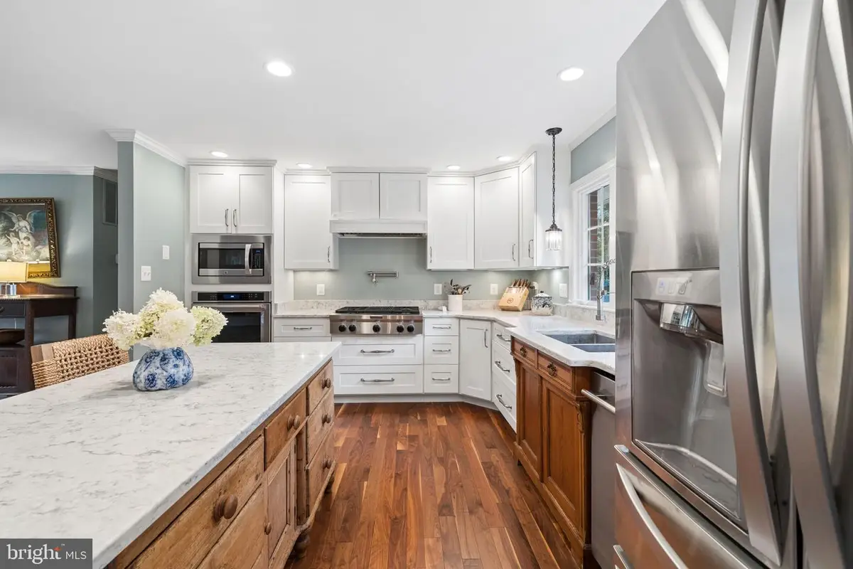 5290 Hillside Dr, Warrenton, VA 20187 - #1