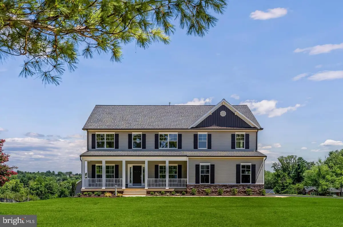 7228 Hunting Ln, Warrenton, VA 20186 - #1