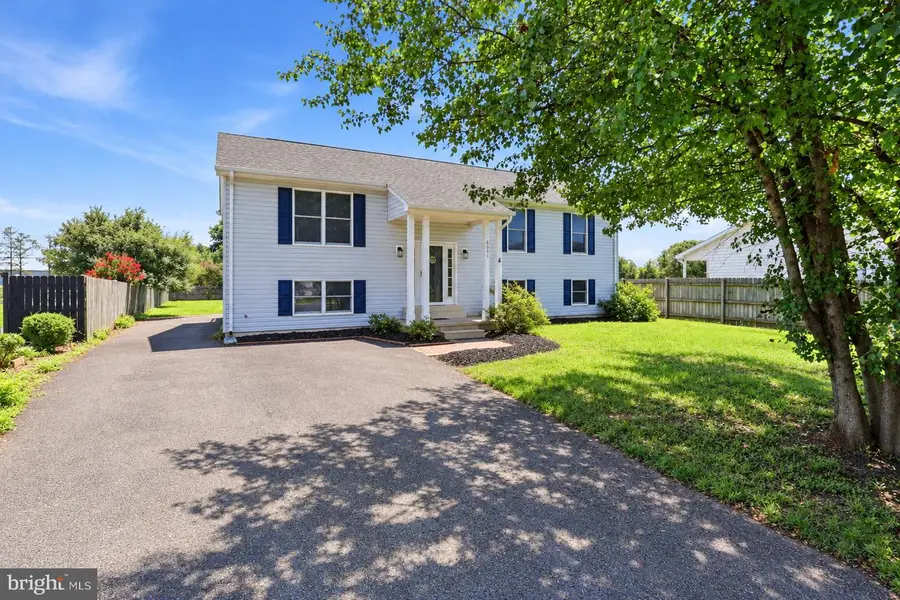 6391 Waterdale Ct, Bealeton, VA 22712 - #2