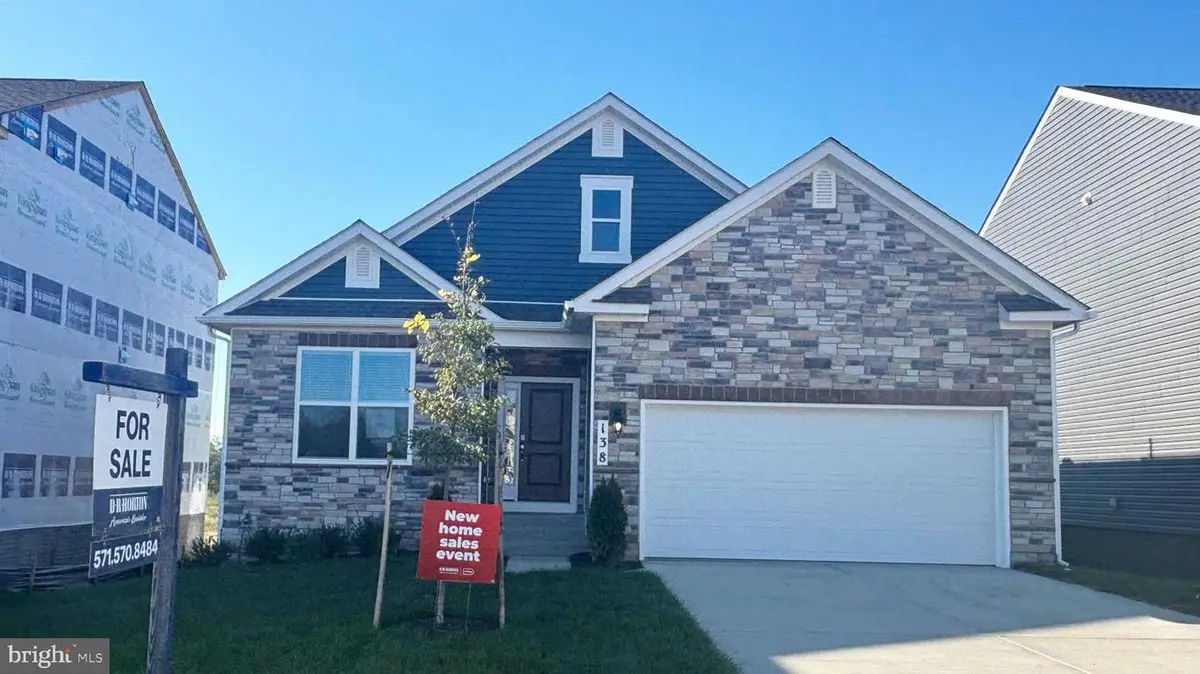 138 Woodford Dr, Stephens City, VA 22655 - Image #1