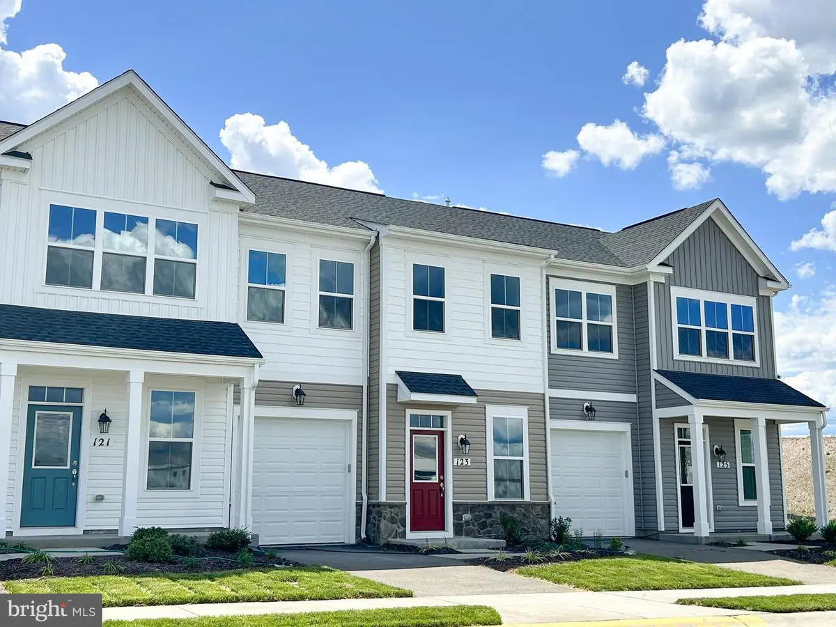 123 Castaway Pl, Winchester, VA 22603 - Image #1