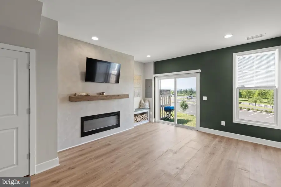 102 Phacelia Way, Opequon, VA 22630 - Image #3