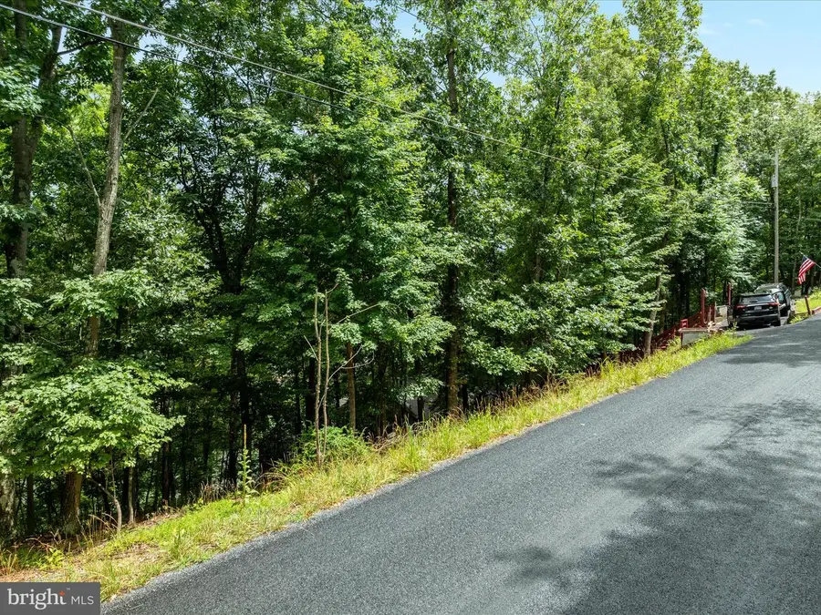 122 Dogwood, Cross Junction, VA 22625 - Image #2