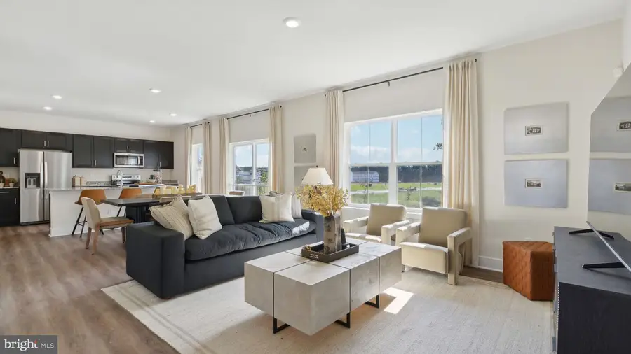 116 Bookers Crest Dr, Stephens City, VA 22655 - Image #2