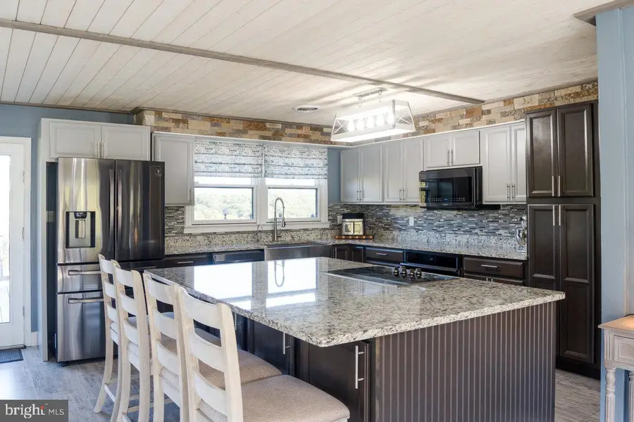 212 Nw Whitacre Rd, Gore, VA 22637 - Image #2