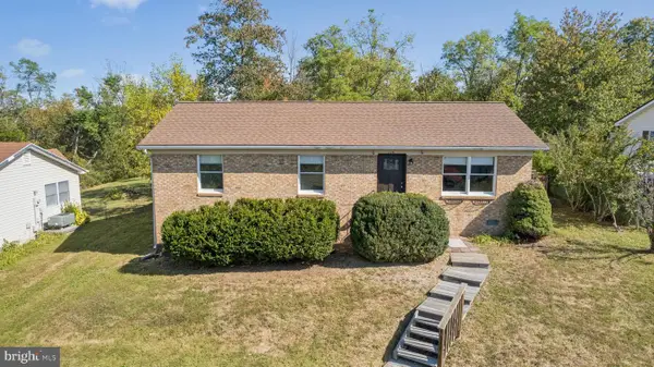 226 Somerset Dr, STEPHENS CITY, VA 22655