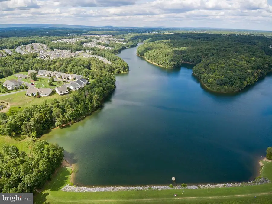 103 Burkwood Ter, Front Royal, VA 22630 - Image #2