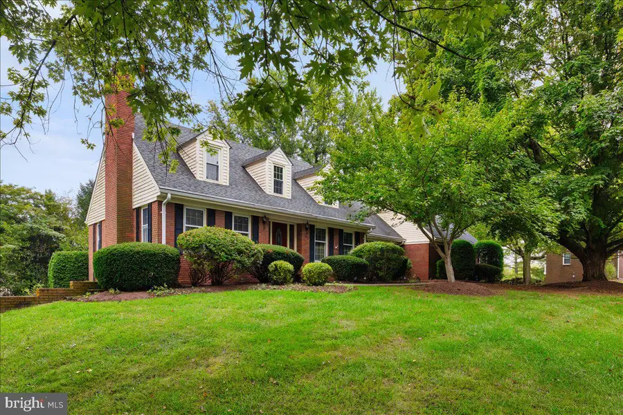 103 Sharon Dr, Winchester, VA 22602 - Image #2