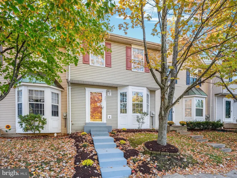 321 Sherando Cir, Stephens City, VA 22655 - Image #2