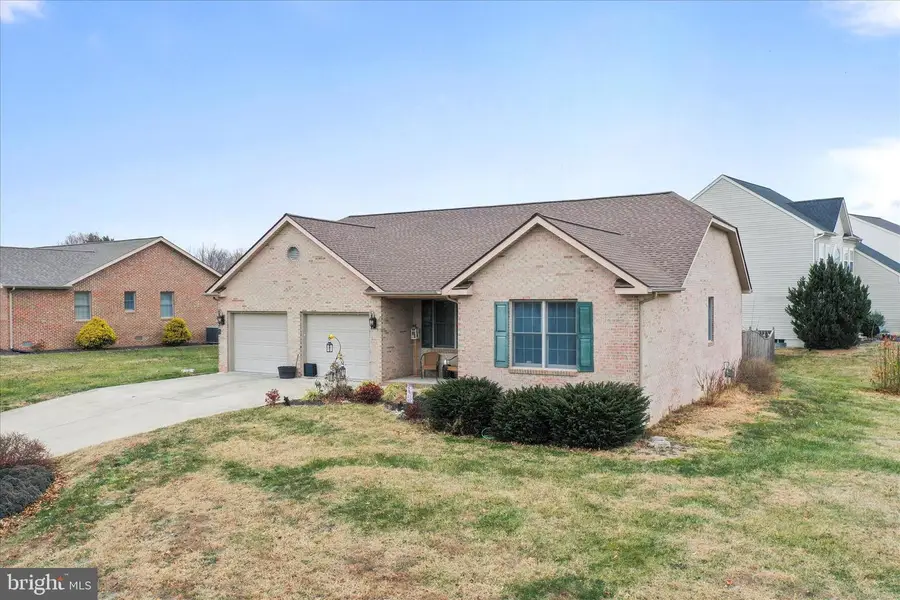 307 Craig Dr, Stephens City, VA 22655 - #3