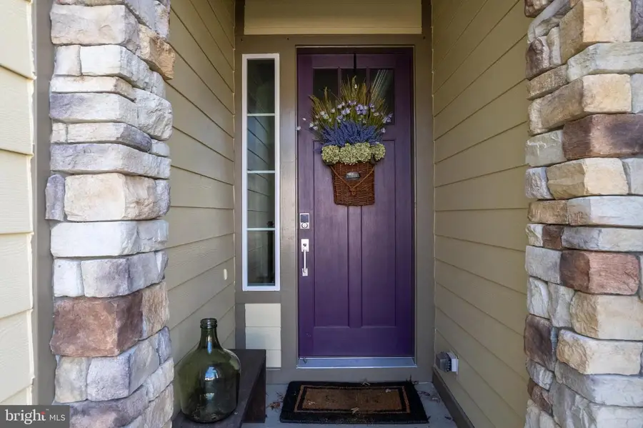 114 Turnstone Ln, Opequon, VA 22630 - Image #2